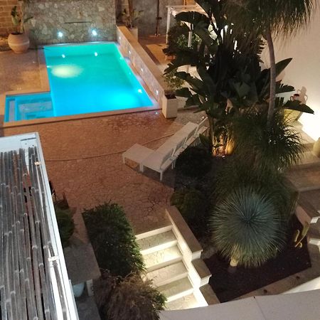 Vianova Affittacamere Giurdignano Exterior foto